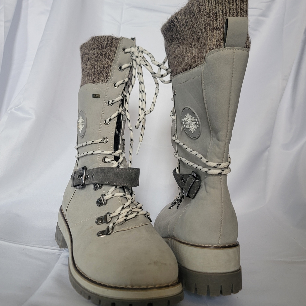 Stylish Gray Winter Boots
